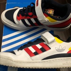 Adidas Forum Low Navy/Red Sneakers